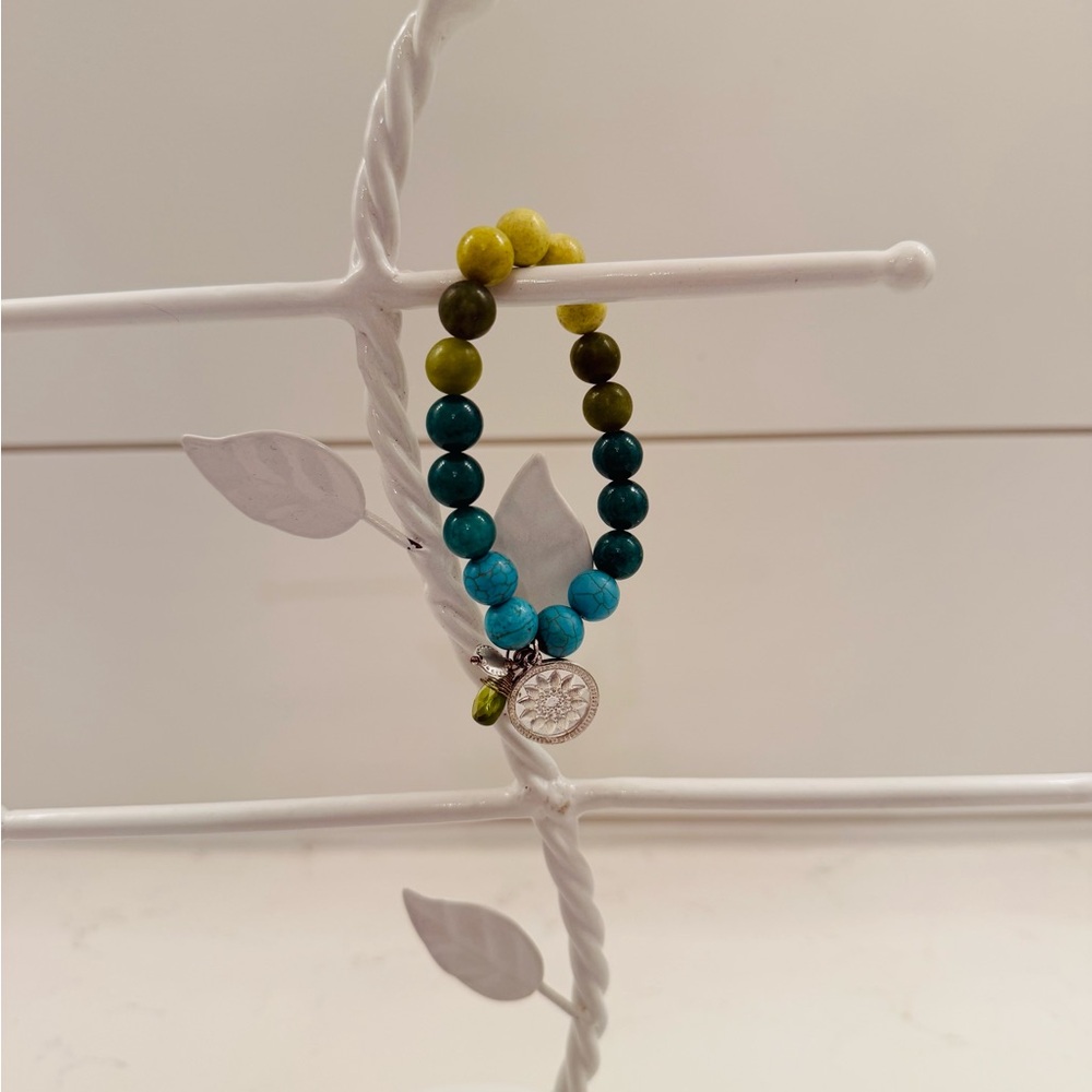 STELLA & DOT Turquoise Foundation Bracelet, B133TU - Picture 4 of 11